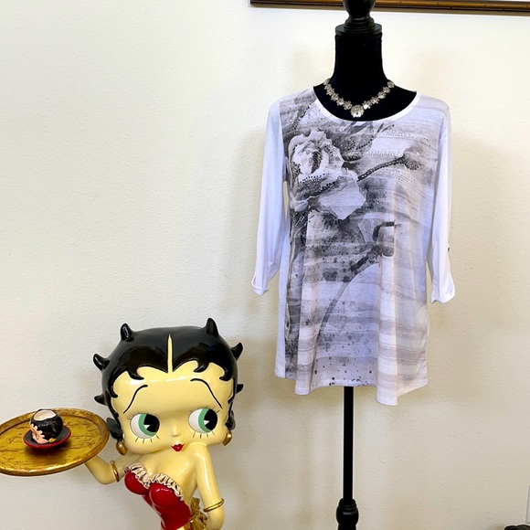A.R.T.W. Rose Print White Top Size S - Picture 1 of 4